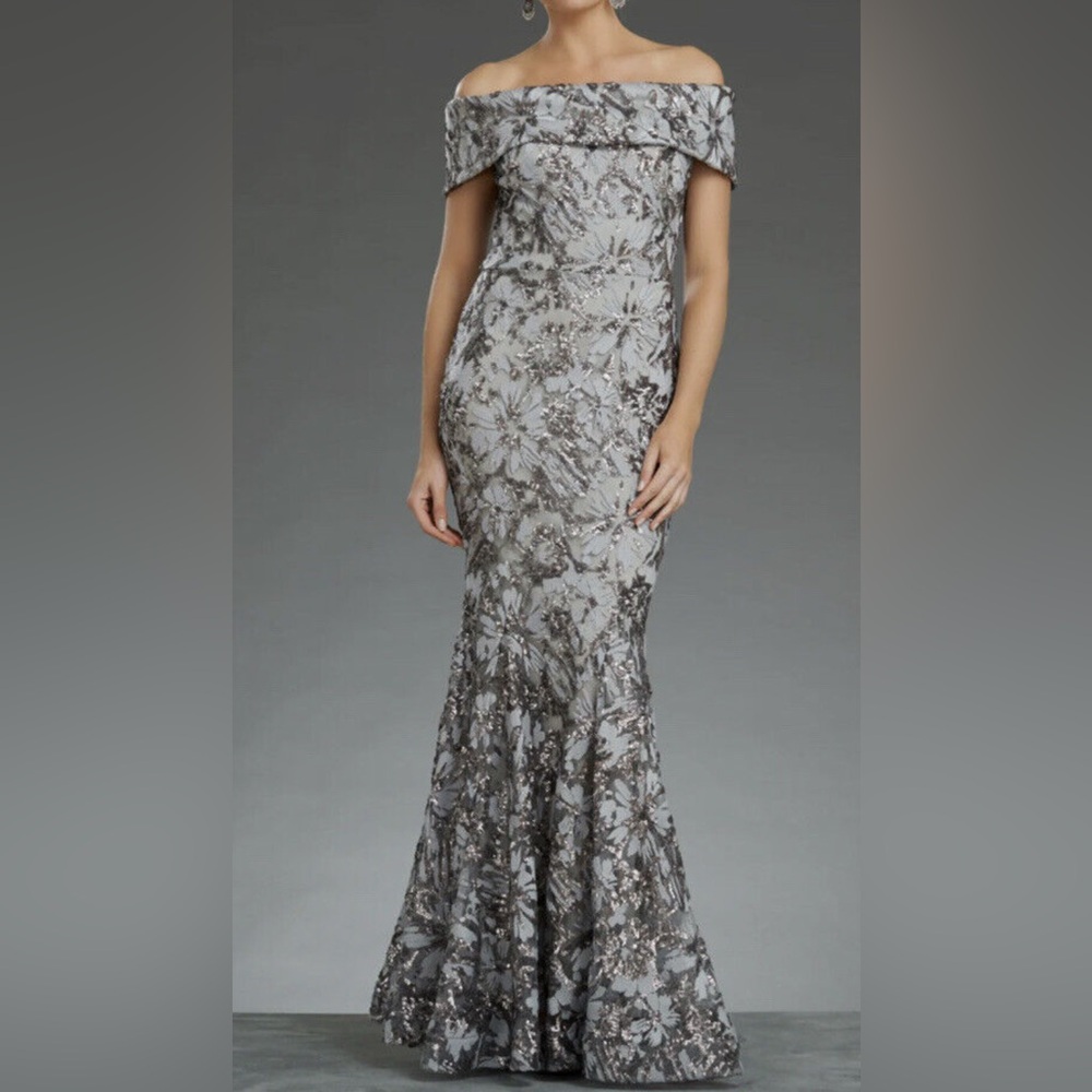 Nicole Batki Elegant Off-Shoulder Silver Dress